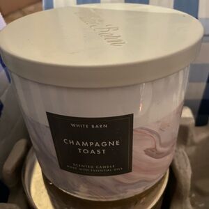 White Barn Champagne Toast Candle - Cream and Pink